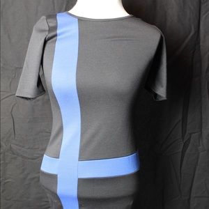 Women’s shift dress size S. XP. D4